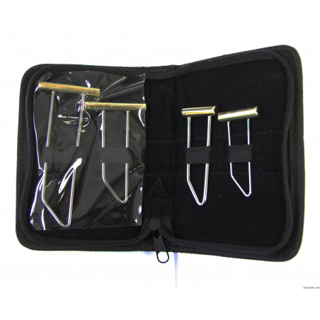Assortiment de 4 Ouvre-bouche serpent (speculum) en Etui