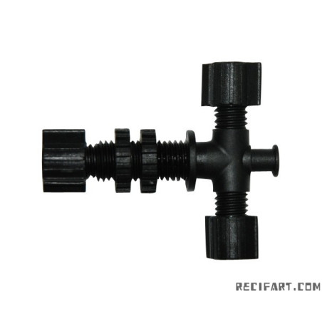 Lucky Reptile T avec passe cloison et connecteur pour brumisation Brumisation